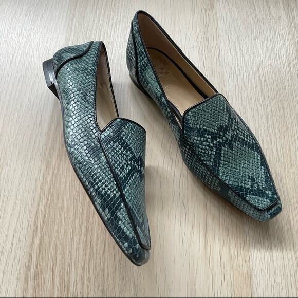 Vince Camuto Kallassa Bluestone Snake Print Leather Loafer size 5.5M shoes - Picture 3 of 10